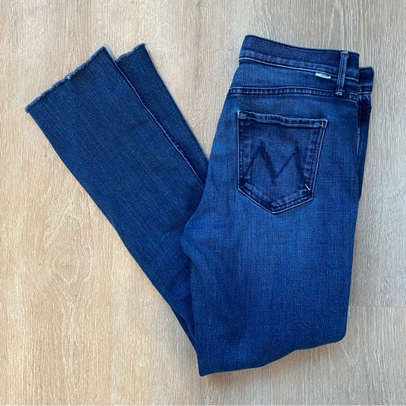 MOTHER High Waisted Rascal Sneak Fray - Picture 2 of 8